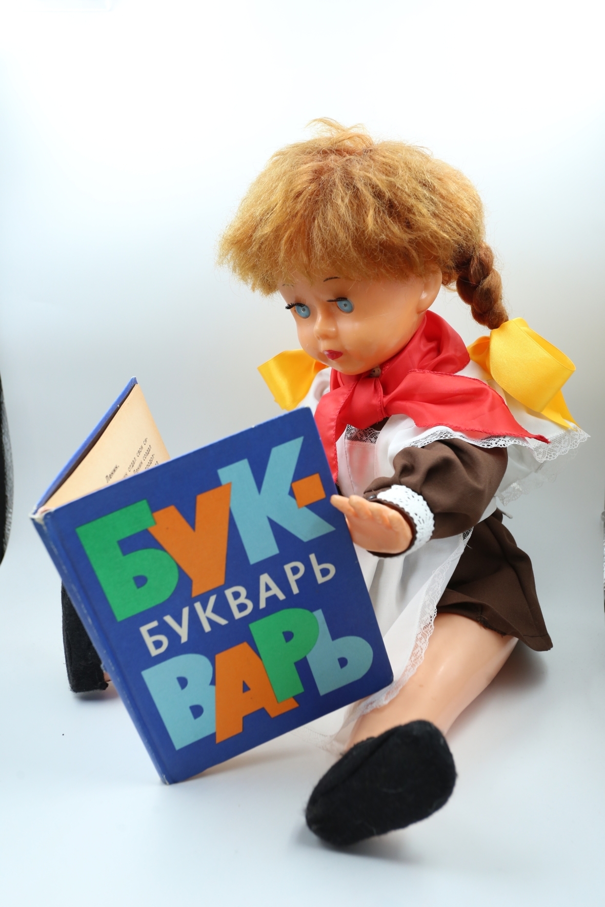 Экспонат выставки. Кукла "Нина". 