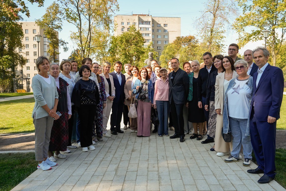 Открытие памятника Никите Зотову Открытие памятника Никите Зотову