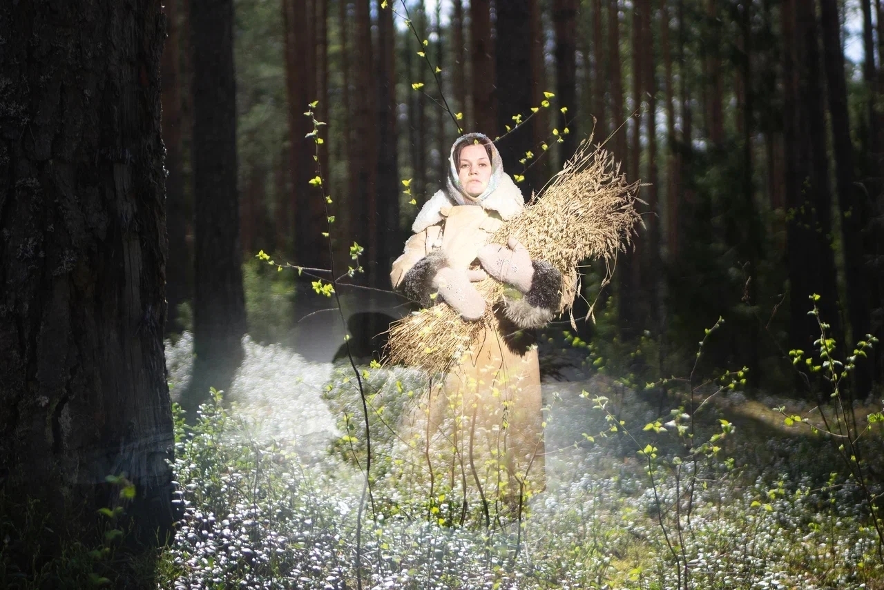 КУЗНЕЦОВА ЕЛЕНА, 1981 Г.Р. Член Кировского РО «Союз фотохудожников России»  «Дар» 42х60, 2024 г