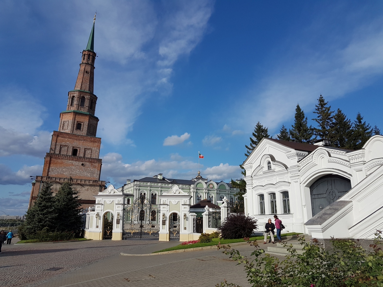 Башня Сююмбике: Кремль, Казань, Татарстан. Фото: Сергей Дорогань. Башня Сююмбике: Кремль, Казань, Татарстан. Фото: Сергей Дорогань.