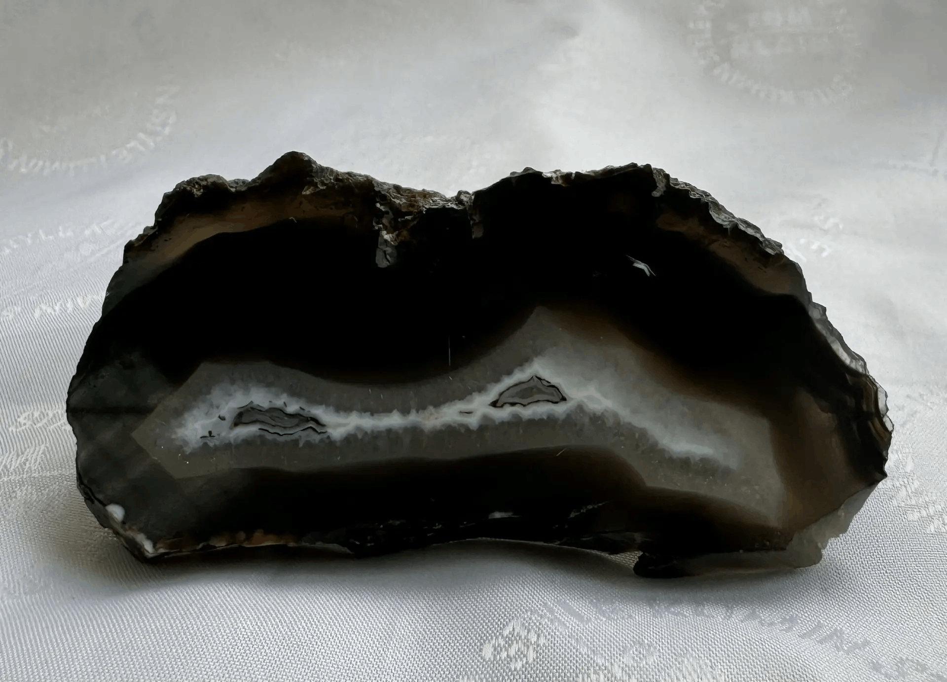 Выставка минералов из частной коллекции Владимира Хмелёва Гемма