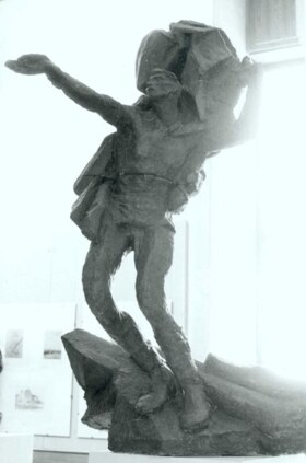 Near Rzhev. The composition is sculptural